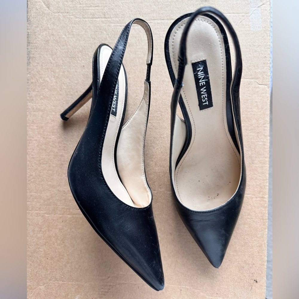Nine West Black Pointy Toe Pumps